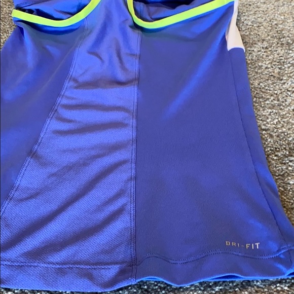 Nike Dri-Fit Tanktop for Women - Picture 5 of 5